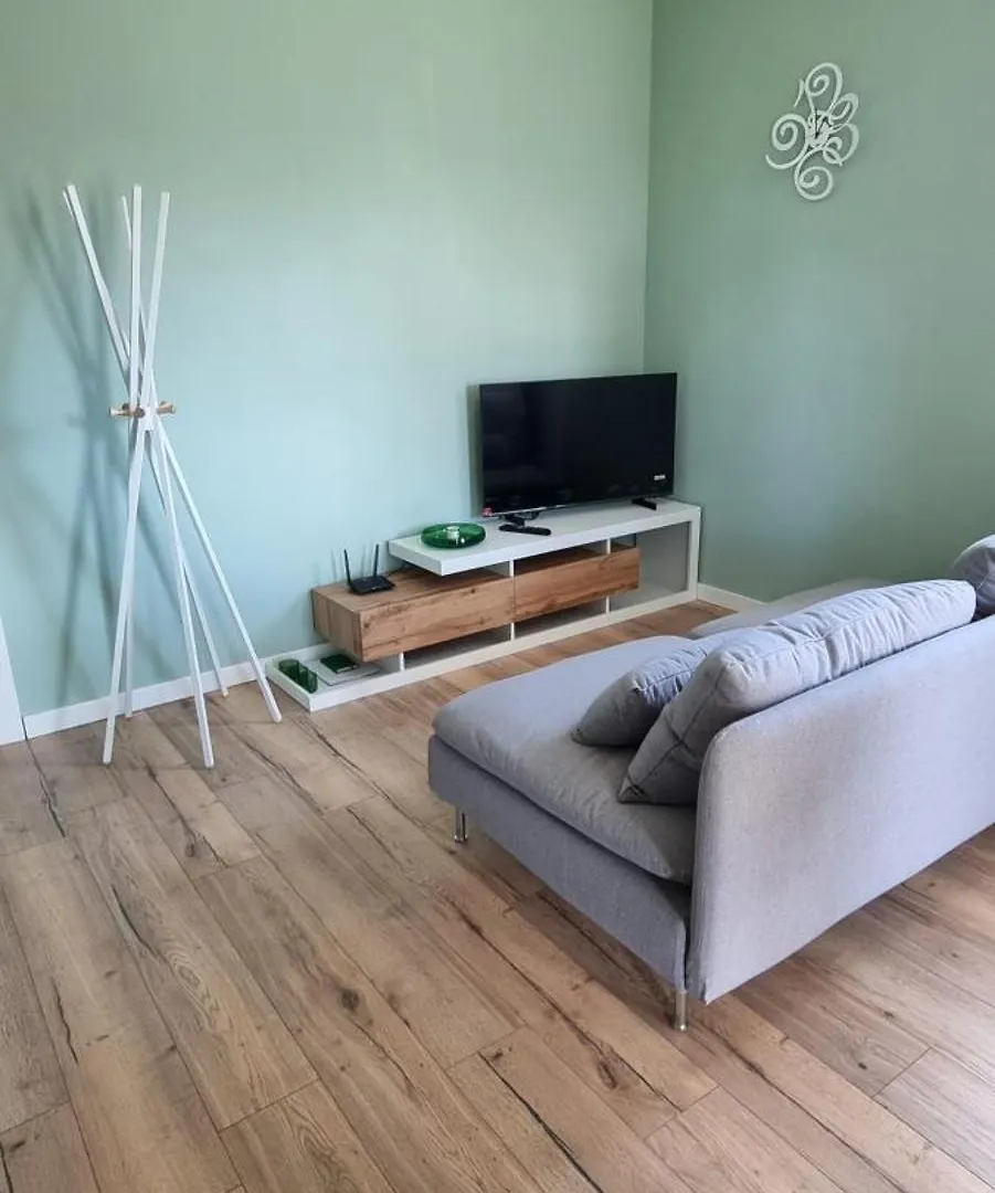 Elmas Chapelle Nove - Green Apartment